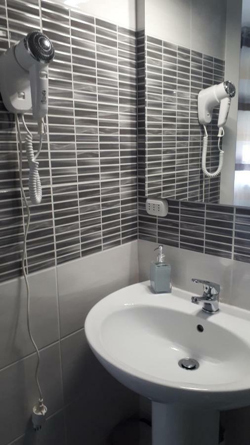 Casa Vacanze Le Terrazze Верона Экстерьер фото
