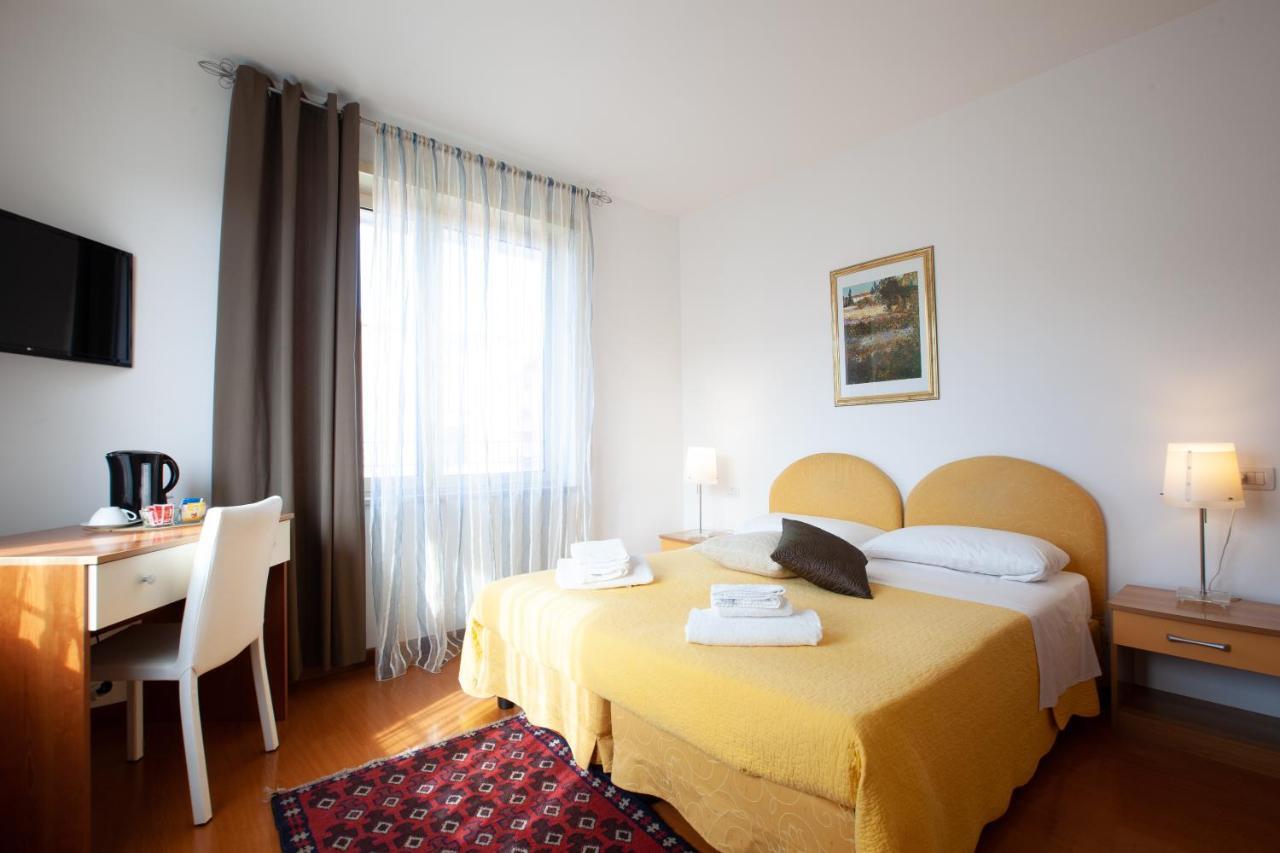 Casa Vacanze Le Terrazze Верона Экстерьер фото